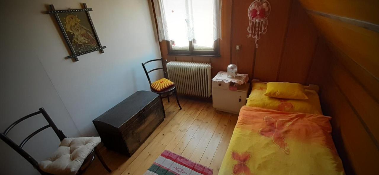 Chalupa Vrsovka Luaran gambar